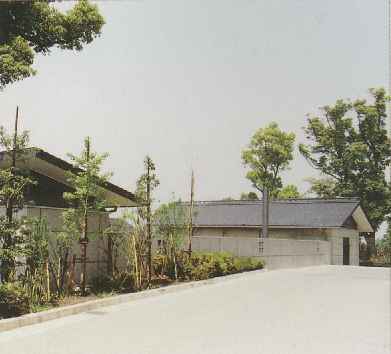 1996 新校舎完成、弓道場